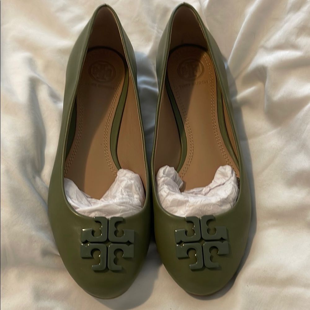 Tory Burch Green Ballet Flats with Logo